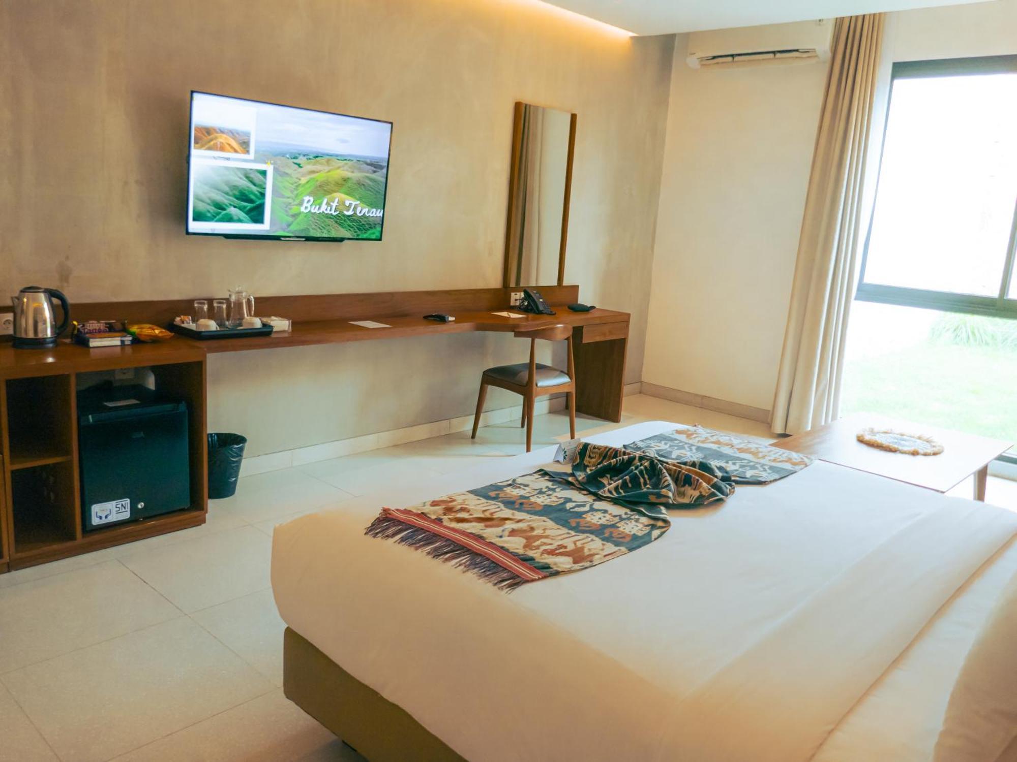 Kambaniru Beach Hotel And Resort Ваингапу Экстерьер фото